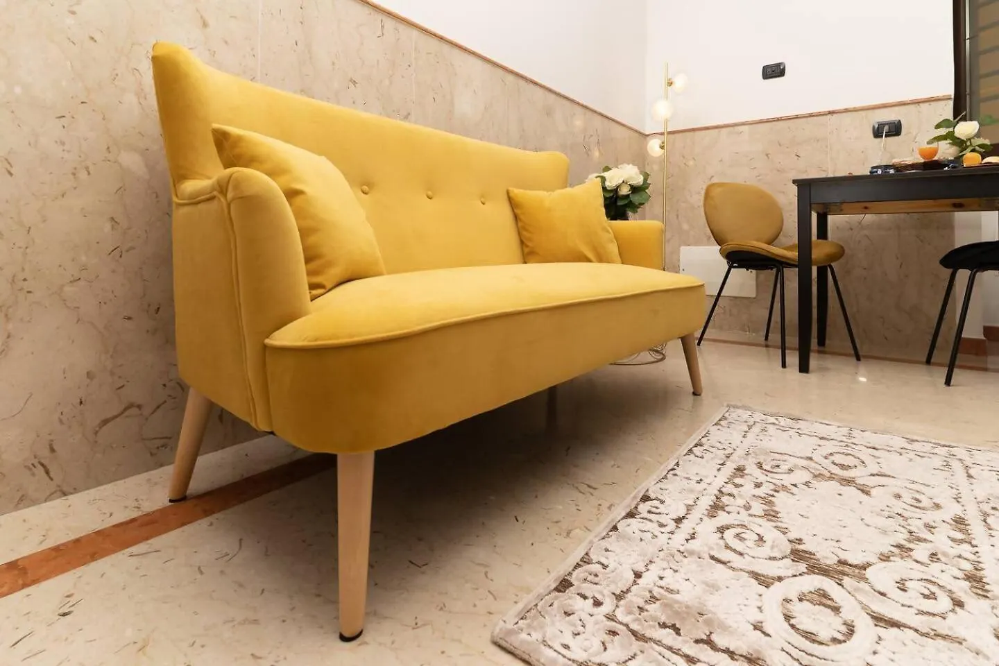 Apartment Daymoon House Merliani Vomero Naples Italy